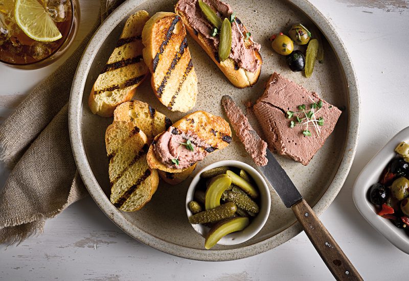 sp_web__0024_brioche_roll_with_pate_cmyk_small